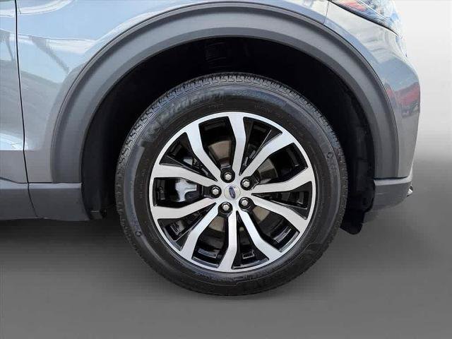 Certified 2025 Ford Explorer ST-Line AWD/4WD image 9