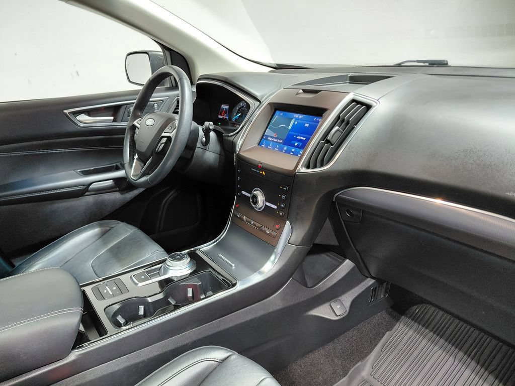 Certified 2020 Ford Edge Titanium AWD/4WD image 28