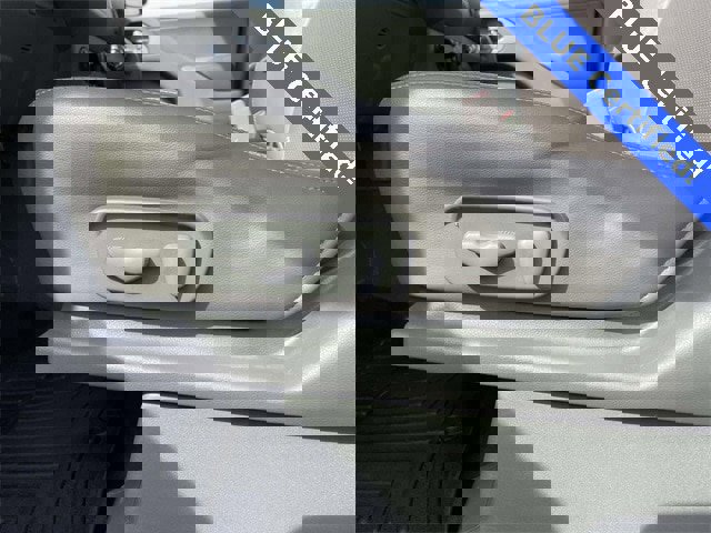 Used 2019 Nissan Frontier SL image 18