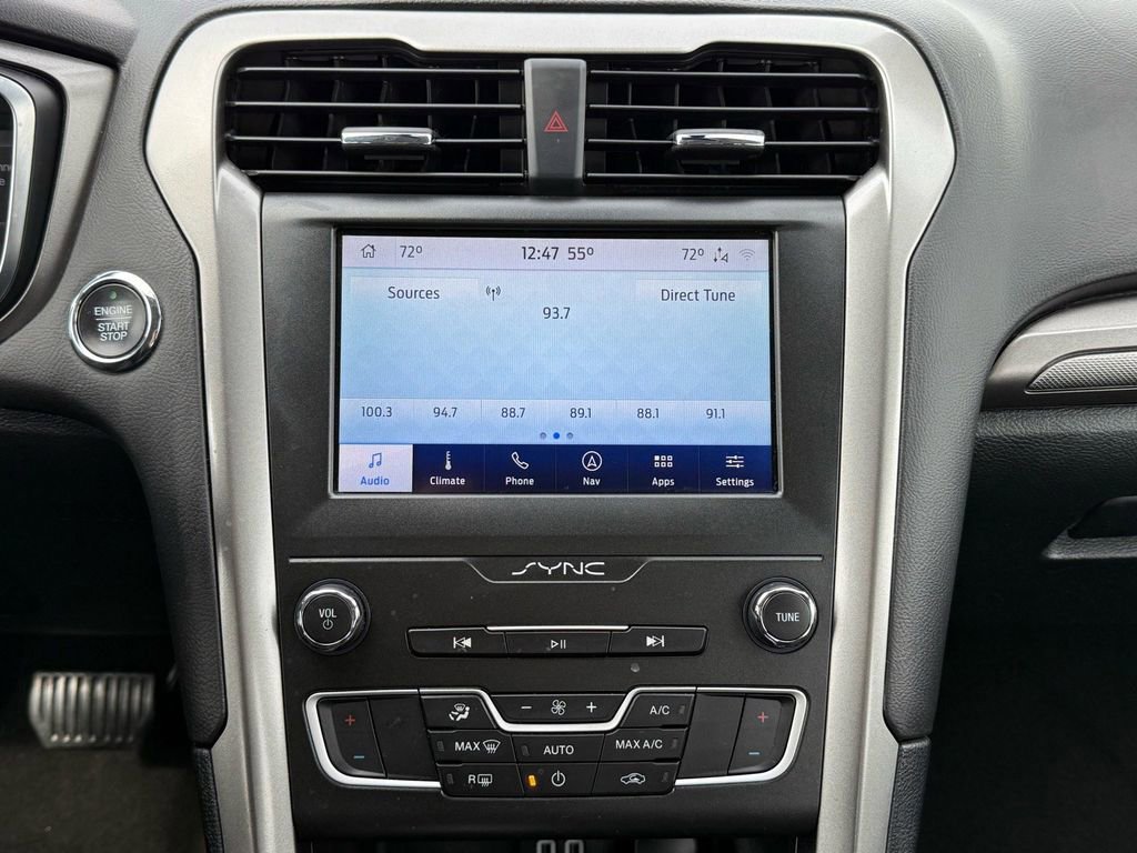 Certified 2020 Ford Fusion SE image 21