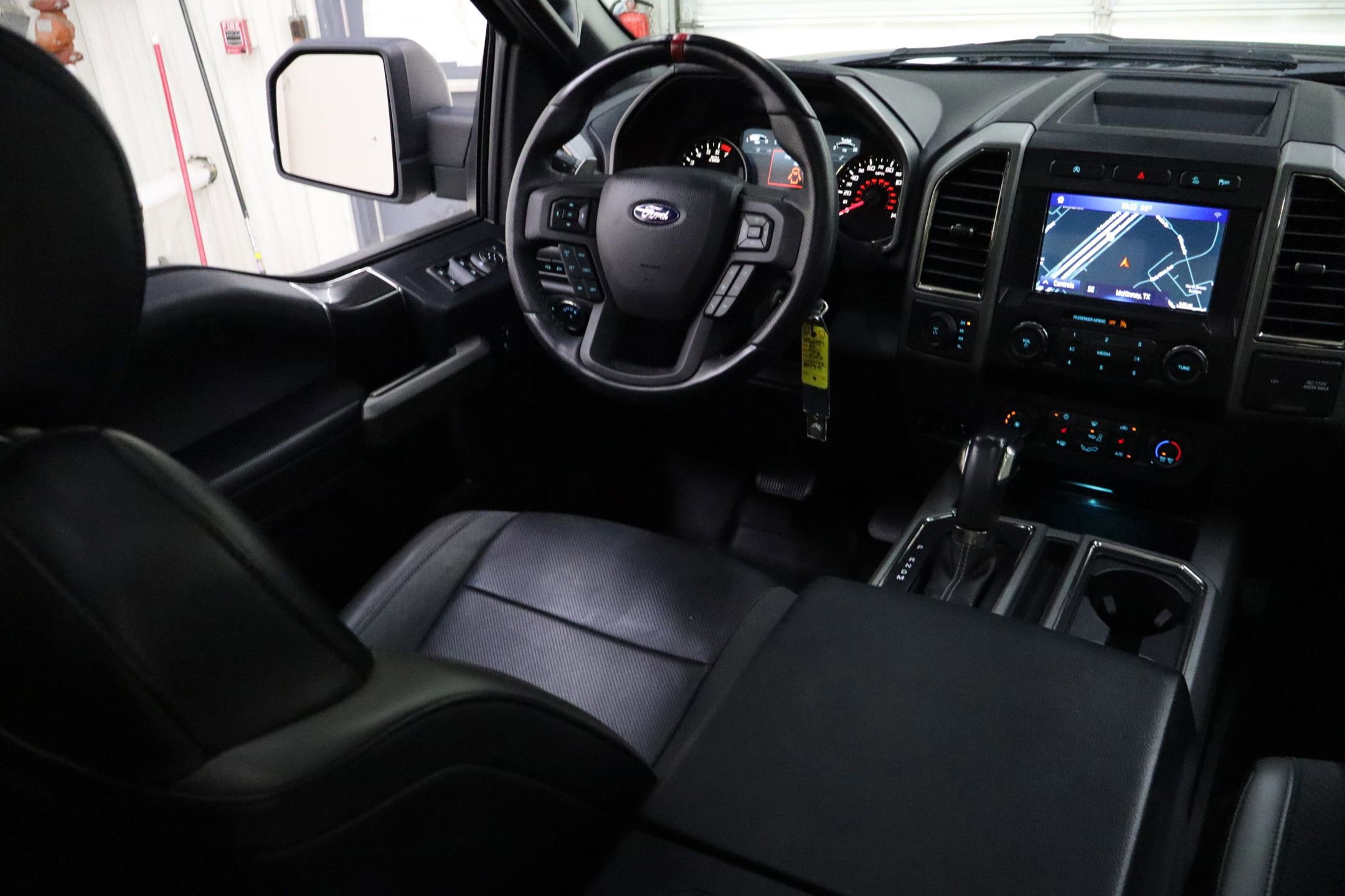 Certified 2020 Ford F150 Raptor w/ Equipment Group 801A Mid image 29