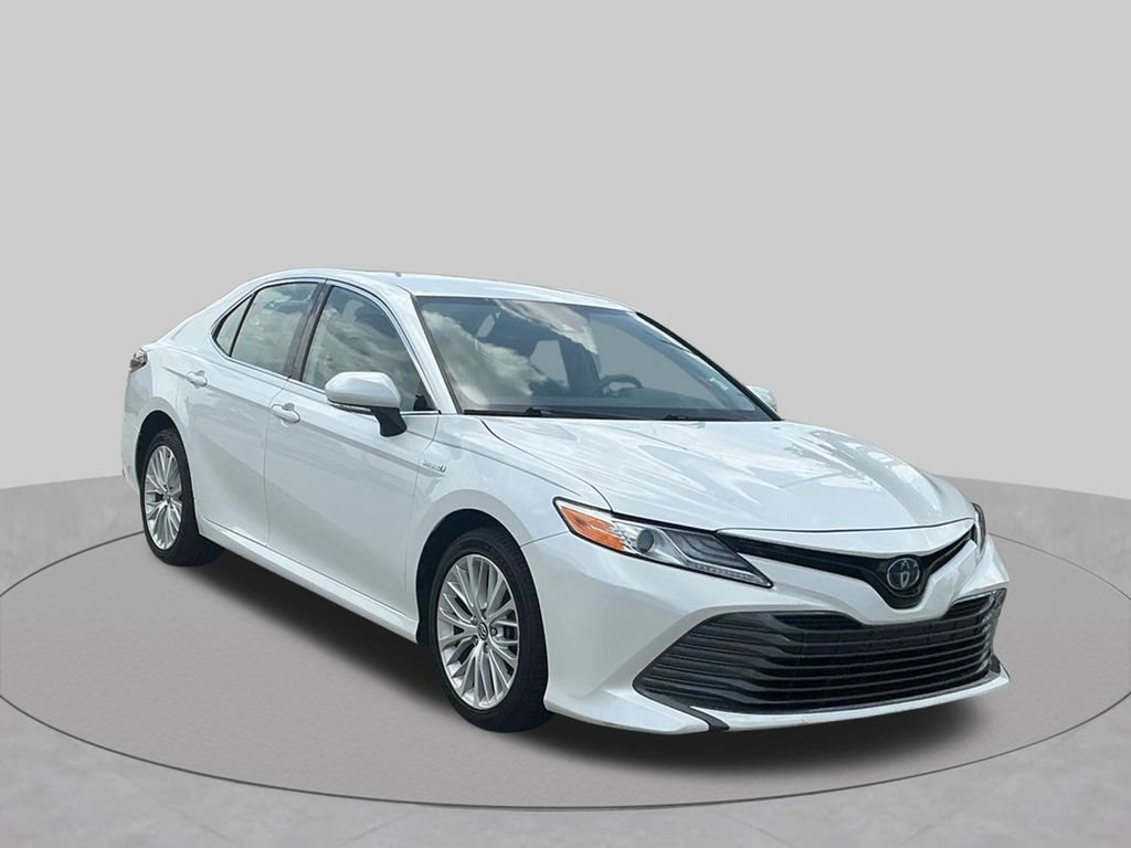 Used 2020 Toyota Camry XLE FWD image 17