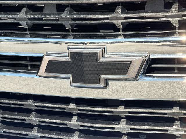 Used 2021 Chevrolet Silverado 1500 LT AWD/4WD image 12