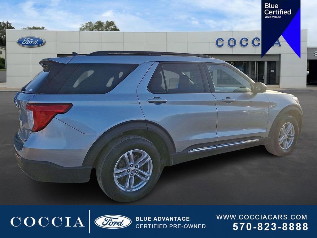 Certified 2022 Ford Explorer XLT w/ Equipment Group 202A AWD/4WD image 5