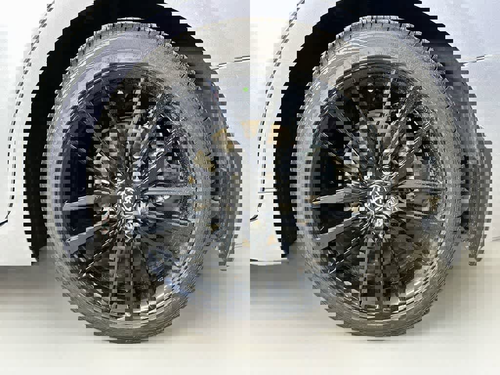 Used 2023 Toyota Camry XSE w/ Blackout Package (TMS) FWD image 8