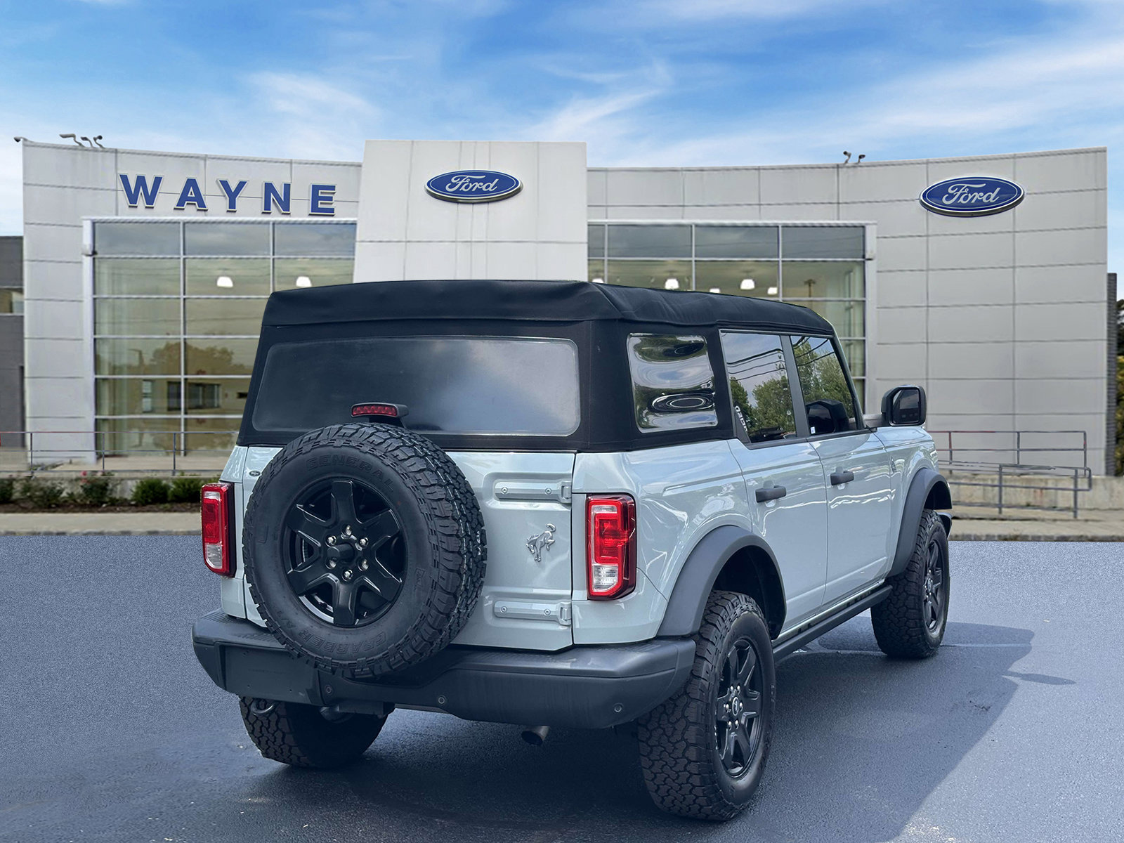 Certified 2024 Ford Bronco Black Diamond AWD/4WD image 5