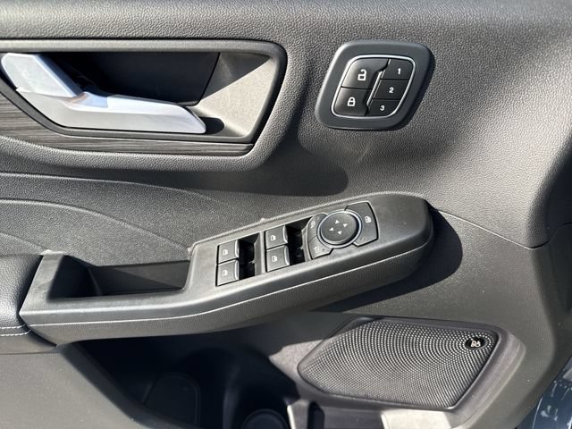 Certified 2023 Ford Escape SE w/ PHEV Premium Package FWD image 13