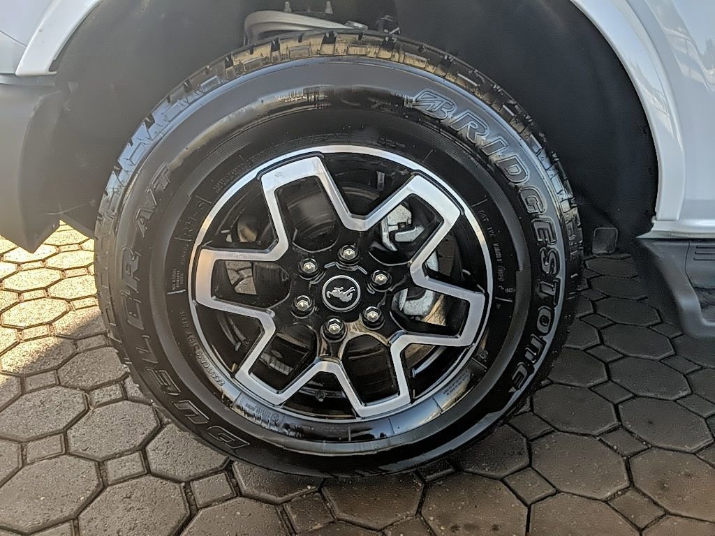 Certified 2025 Ford Bronco Outer Banks image 10