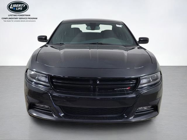Used 2020 Dodge Charger SXT w/ Blacktop Package image 8