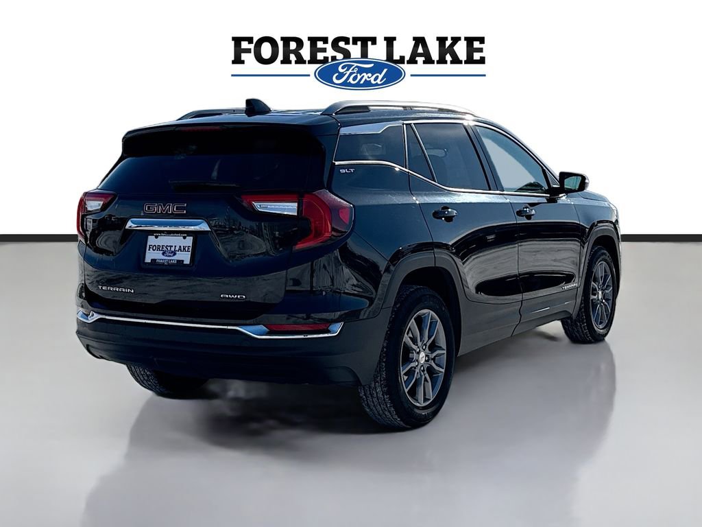 Used 2024 GMC Terrain SLT image 7
