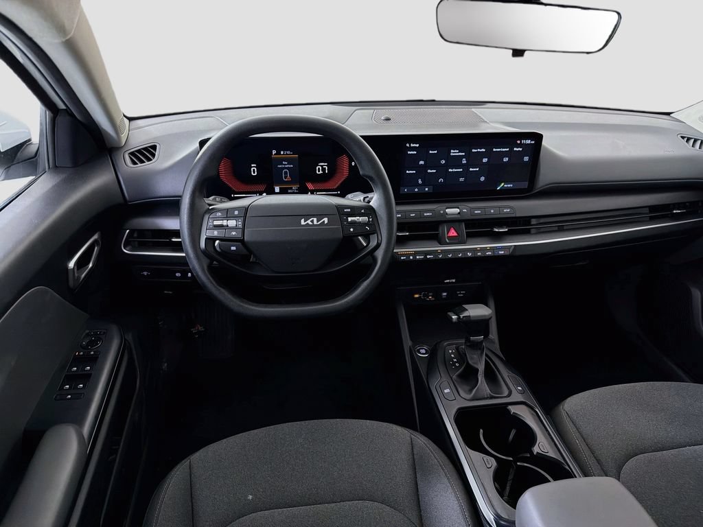 Used 2025 Kia K4 FWD image 24