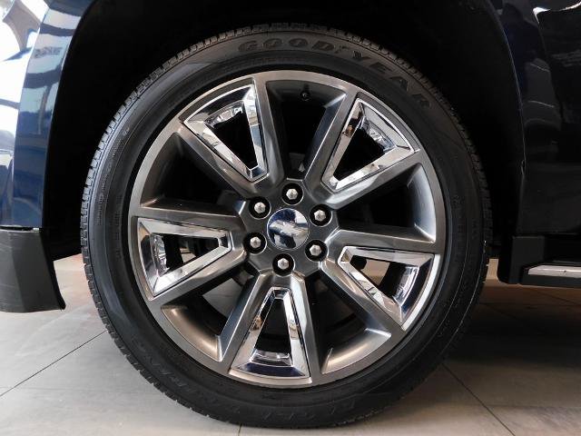 Used 2019 Chevrolet Suburban Premier image 12