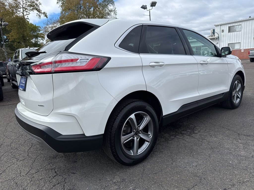 Certified 2024 Ford Edge SEL w/ Convenience Package image 3