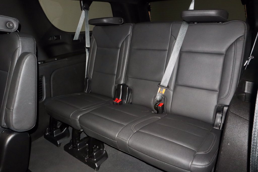 Used 2024 Chevrolet Suburban LT w/ LT Signature Plus Package AWD/4WD image 23