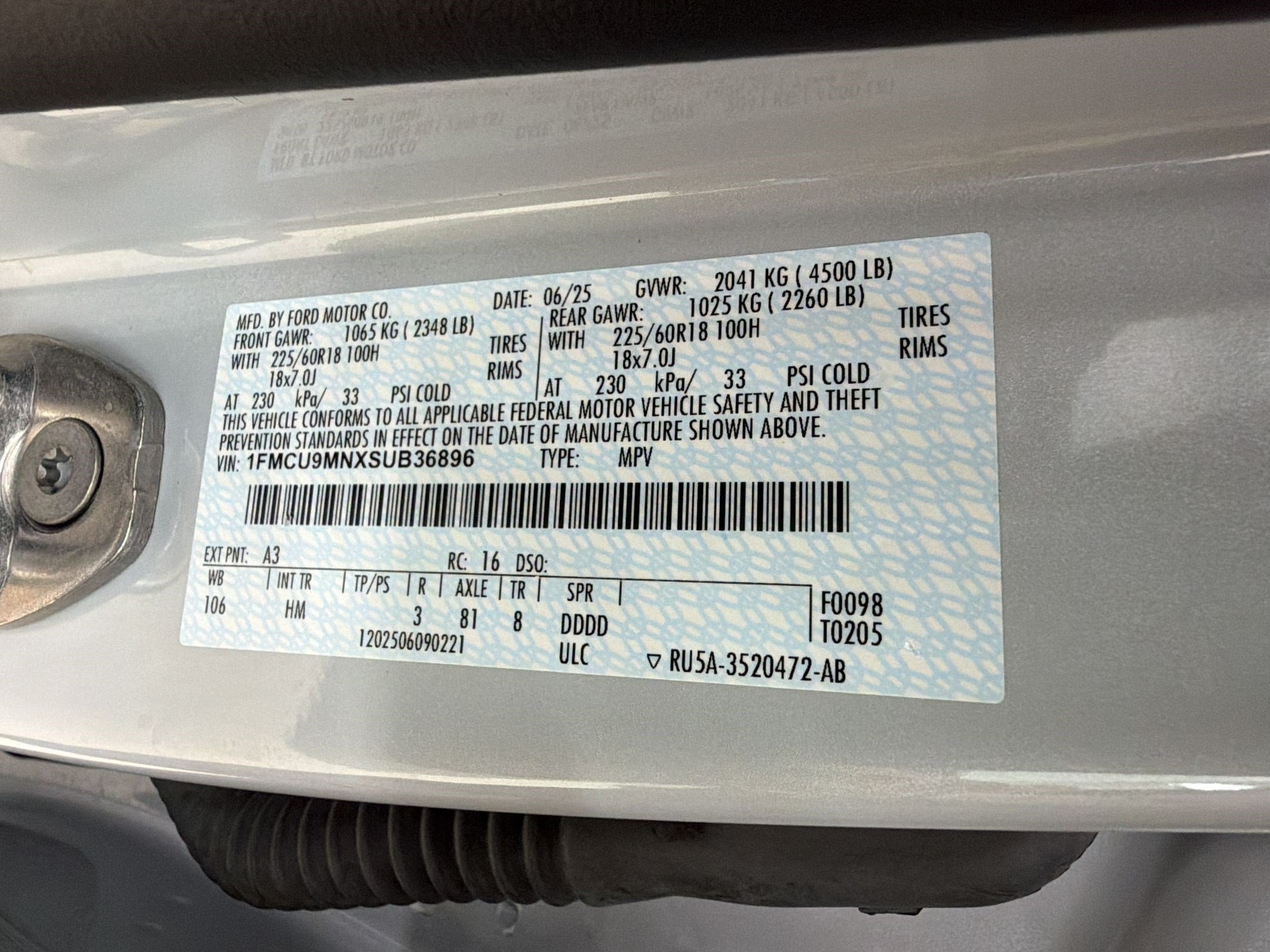 Certified 2025 Ford Escape ST-Line AWD/4WD image 27