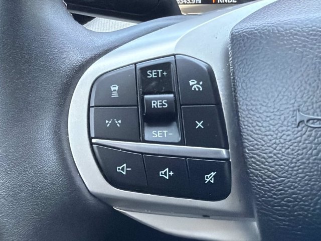 Certified 2025 Ford Explorer Active RWD image 26