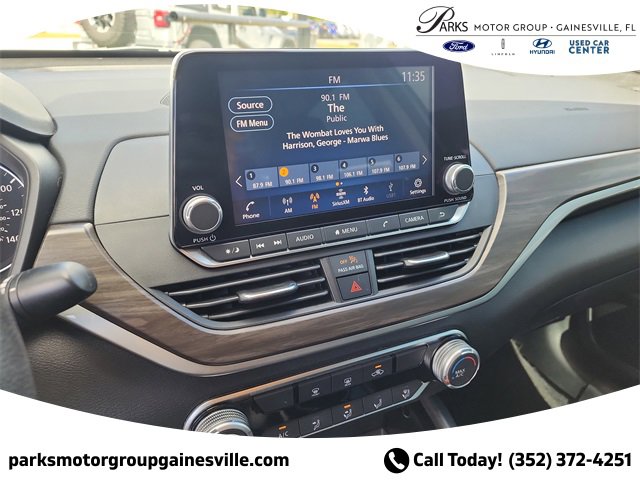 Used 2024 Nissan Altima 2.5 SV image 15