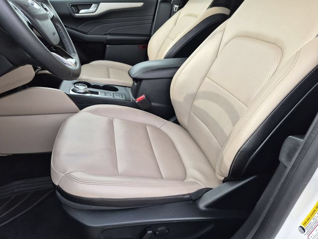 Certified 2022 Ford Escape SEL AWD/4WD image 12