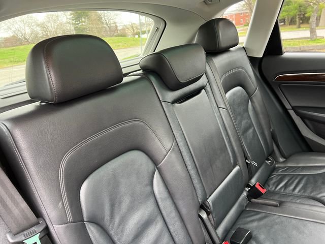 Used 2017 Audi Q5 2.0T Premium image 32