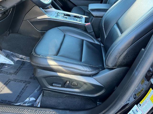 Certified 2023 Ford Explorer XLT w/ Equipment Group 202A image 33