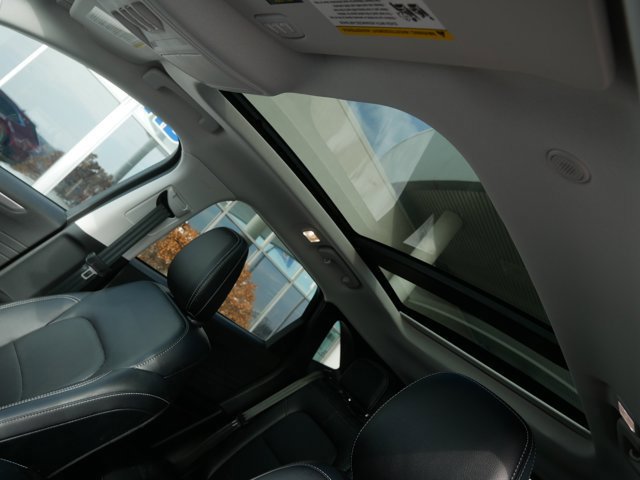 Certified 2022 Ford Escape Titanium w/ Class II Trailer Tow Package image 12