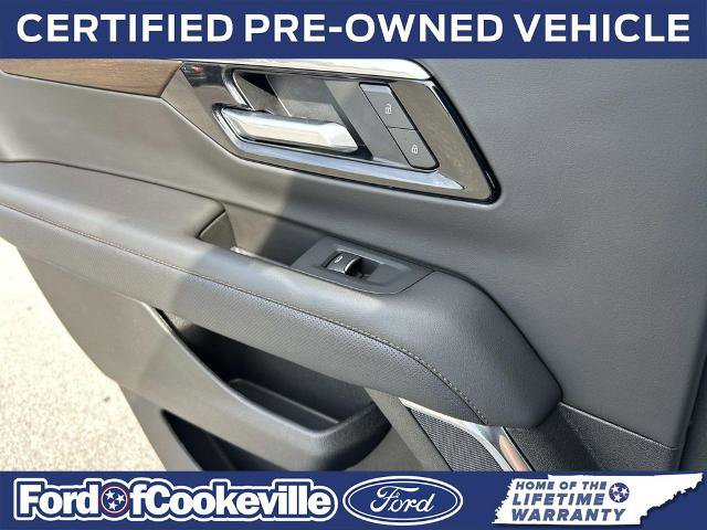 Used 2025 Chevrolet Tahoe High Country AWD/4WD image 17