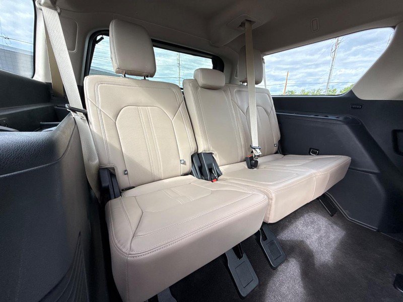 Certified 2023 Ford Expedition Max Limited AWD/4WD image 15