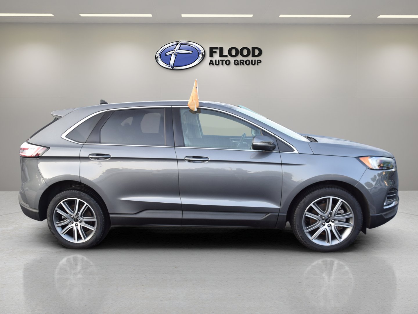 Certified 2023 Ford Edge Titanium AWD/4WD image 3