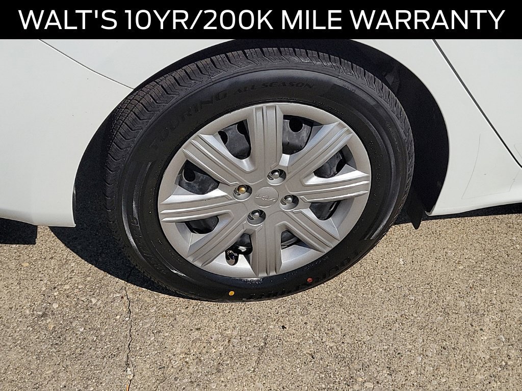 Used 2023 Kia Rio LX FWD image 5