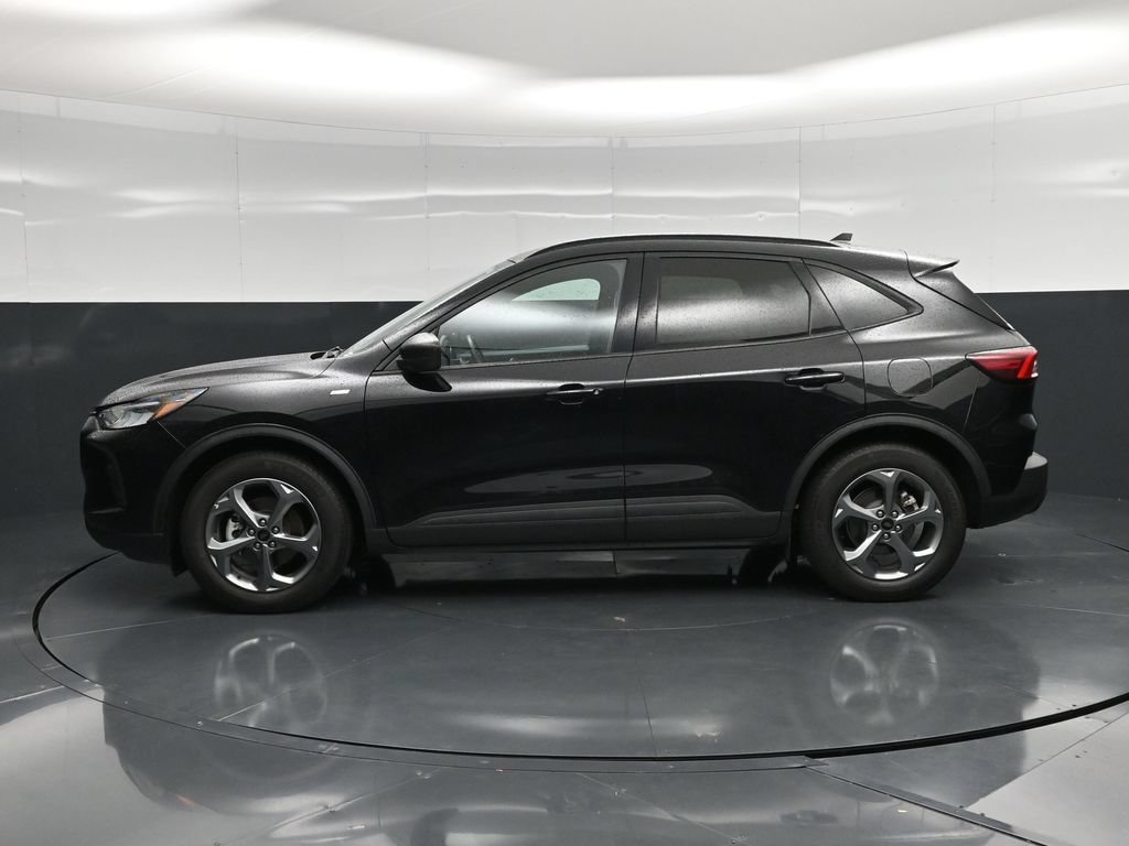 Certified 2025 Ford Escape ST-Line FWD image 6