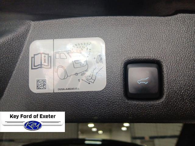 Certified 2020 Ford Escape Titanium AWD/4WD image 16