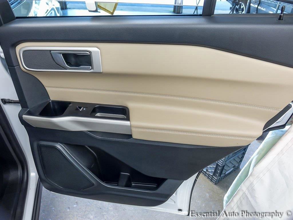 Certified 2022 Ford Explorer XLT image 24