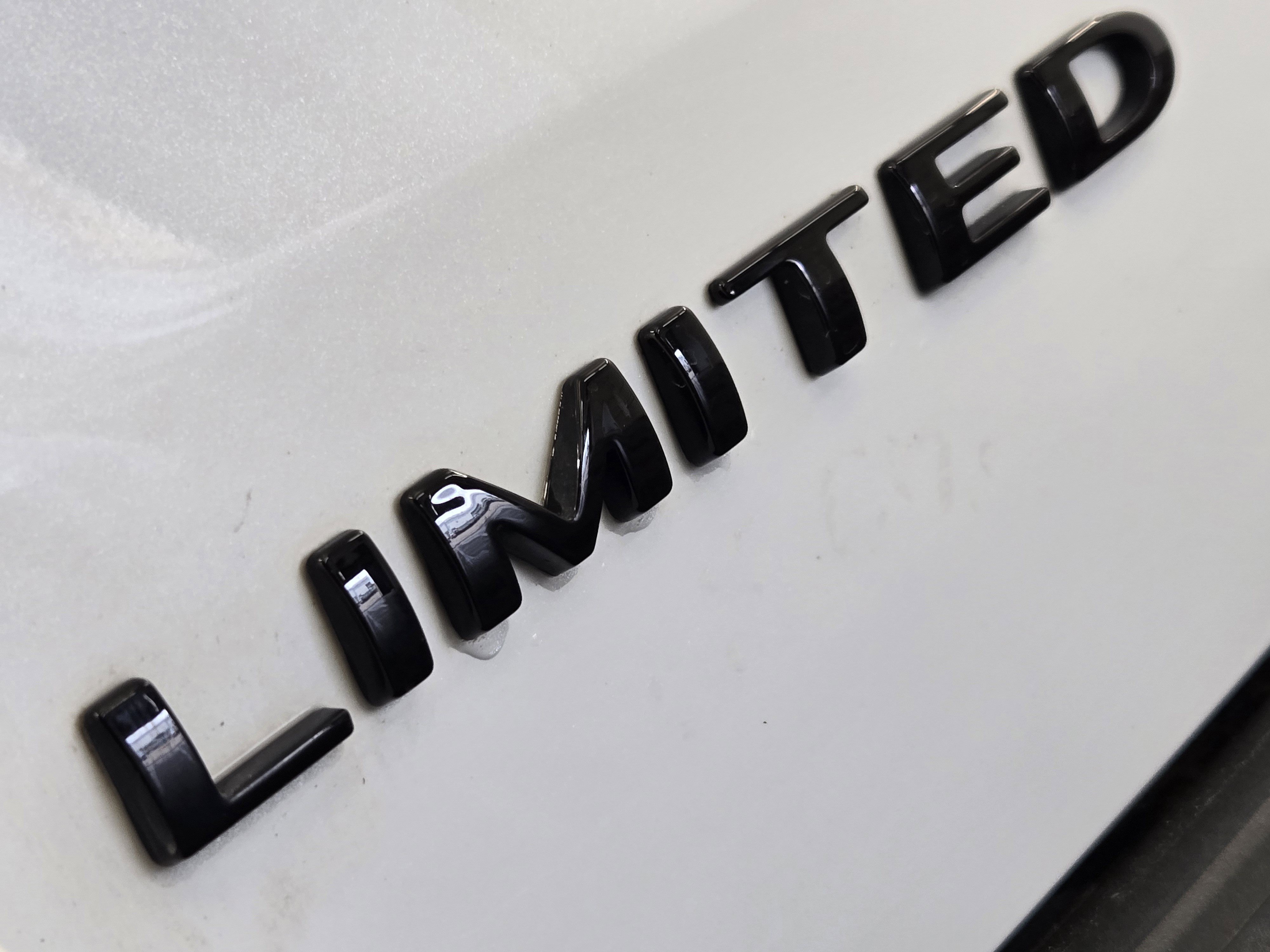 Certified 2024 Ford Expedition Limited AWD/4WD image 12