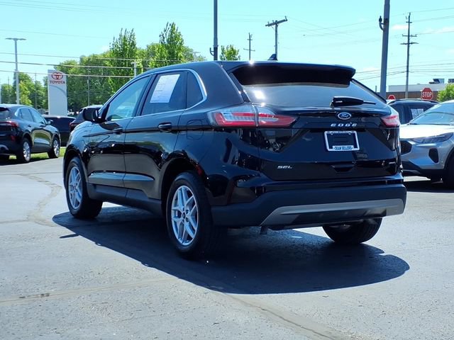 Certified 2023 Ford Edge SEL w/ Convenience Package AWD/4WD image 7