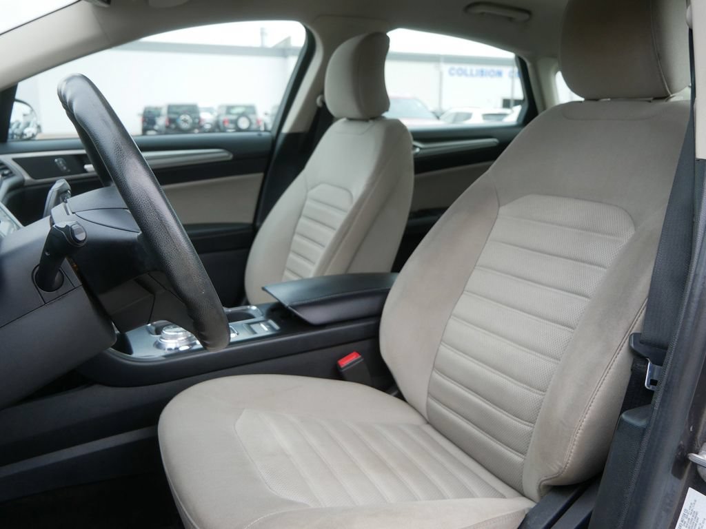 Certified 2019 Ford Fusion S FWD image 9