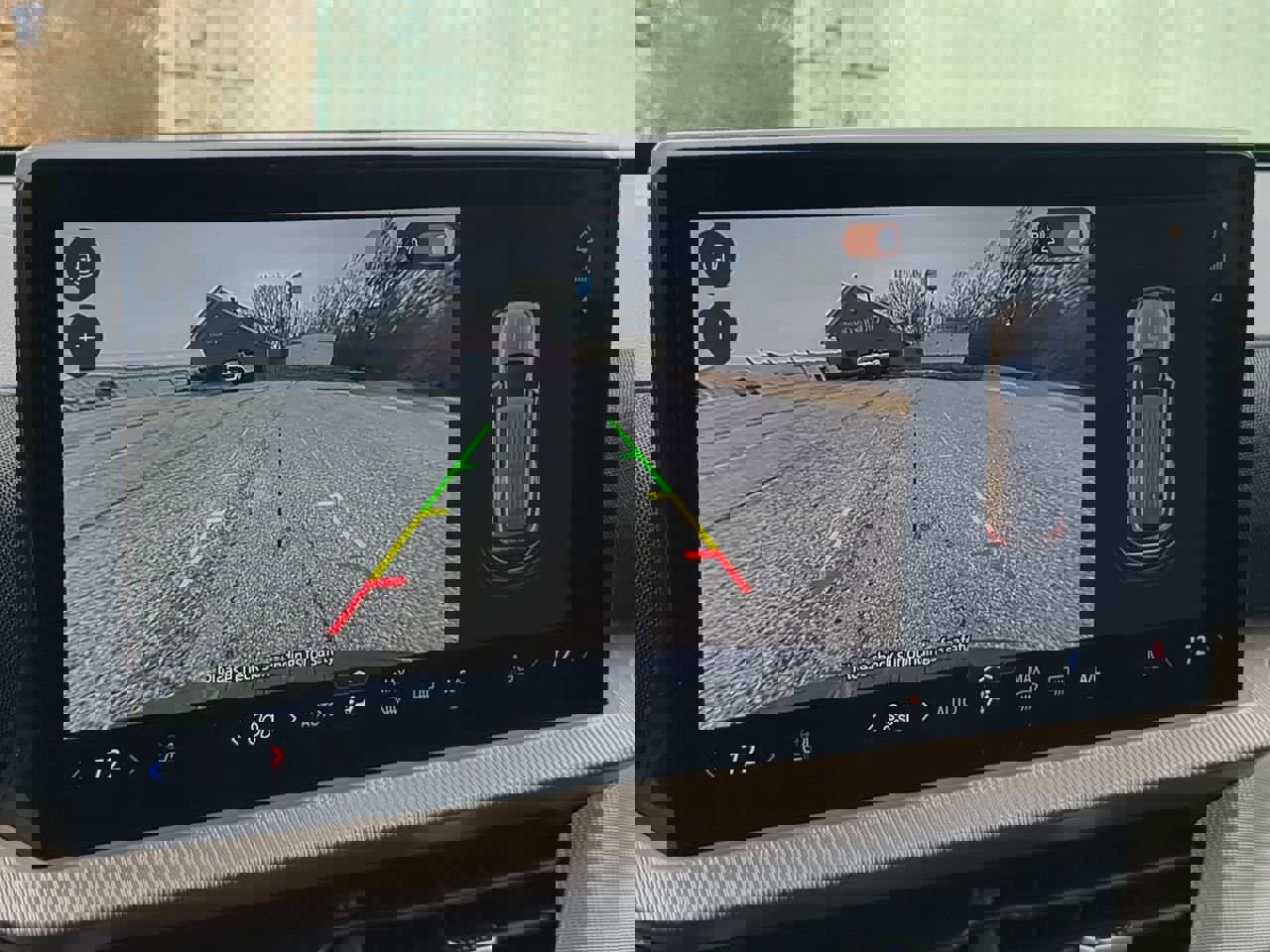 Certified 2025 Ford Explorer Active w/ Active Comfort Package image 18