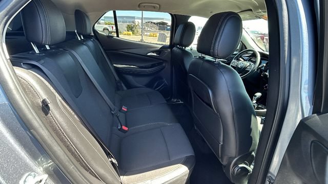 Used 2020 Buick Encore GX Preferred w/ Sport Touring Package FWD image 13