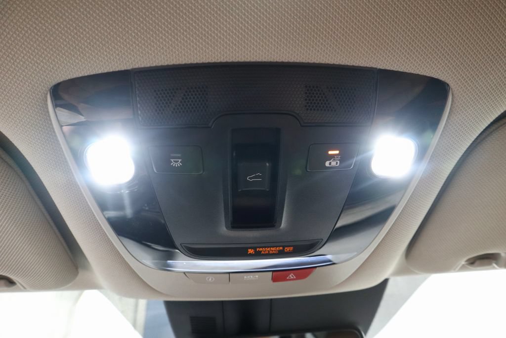 Used 2023 Kia Sorento SX Prestige AWD/4WD image 36