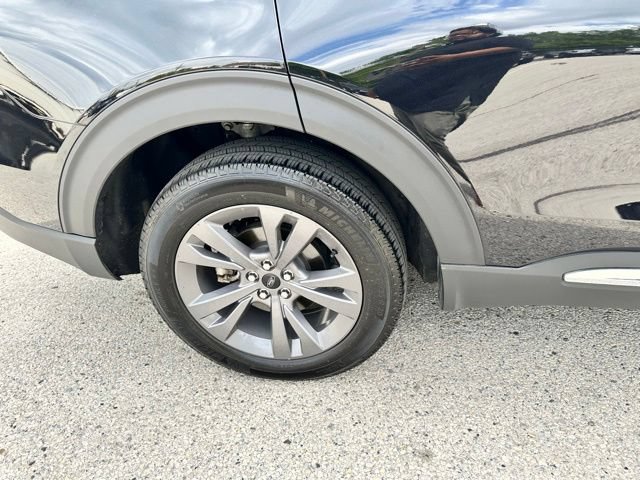 Certified 2025 Ford Explorer Active w/ Active Comfort Package AWD/4WD image 71
