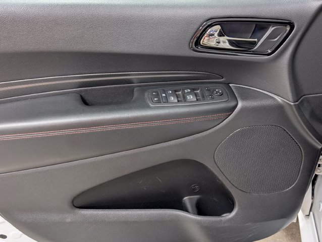 Used 2025 Dodge Durango GT AWD/4WD image 11