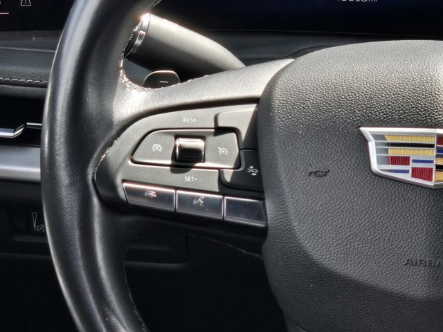 Used 2025 Cadillac XT4 Premium Luxury FWD image 15