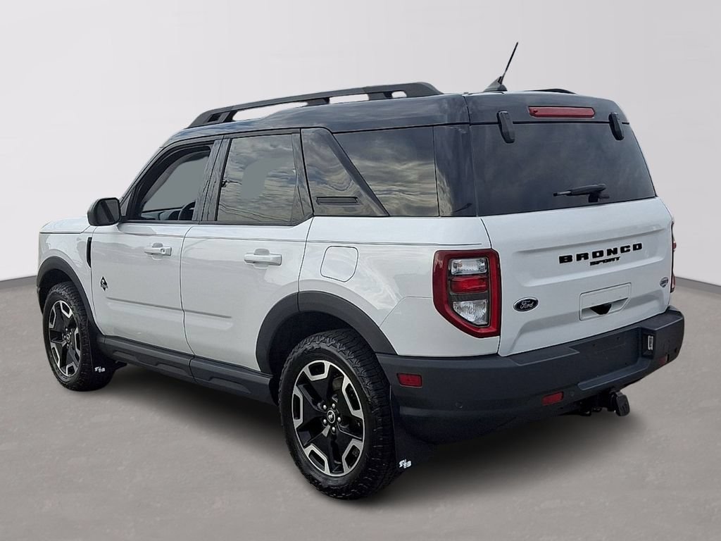 Certified 2022 Ford Bronco Sport Outer Banks w/ Tech Package AWD/4WD image 4
