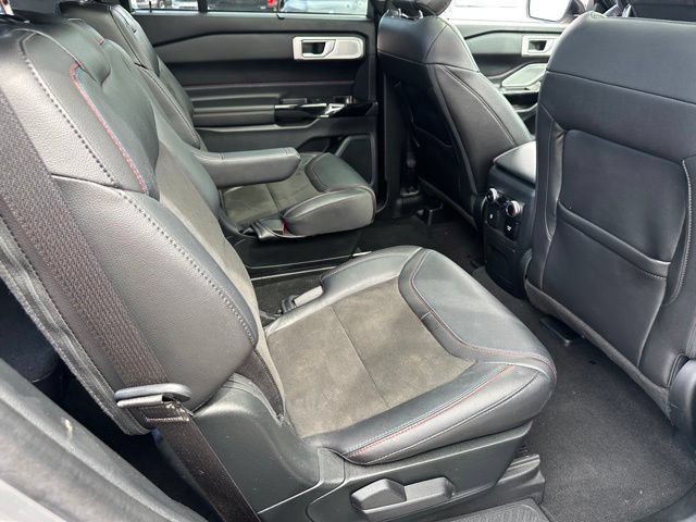 Certified 2023 Ford Explorer ST w/ Equipment Group 401A AWD/4WD image 9