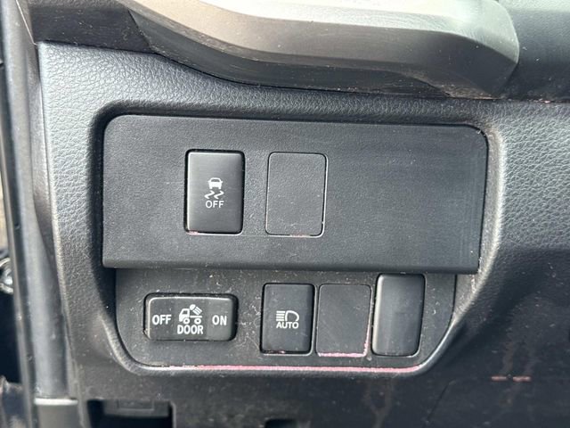Used 2023 Toyota Tacoma SR5 w/ SR5 Appearance Package RWD image 20