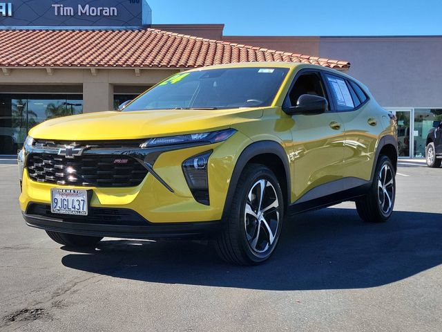Used 2024 Chevrolet Trax RS FWD image 5