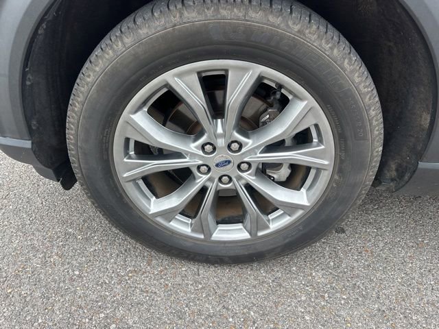 Certified 2022 Ford Explorer Limited RWD image 21