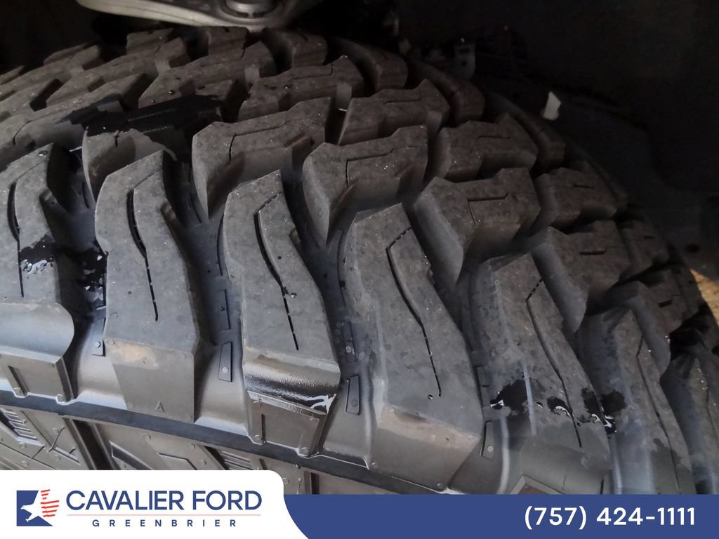 Certified 2023 Ford Bronco Badlands w/ Sasquatch Package AWD/4WD image 19