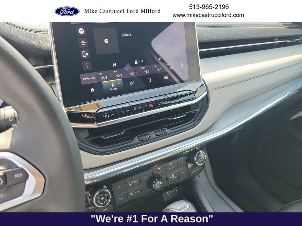 Used 2024 Jeep Compass Limited AWD/4WD image 16