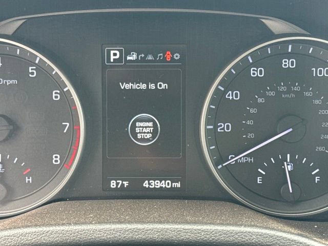 Used 2017 Hyundai Elantra Limited w/ Limited Ultimate Package 05 FWD image 21