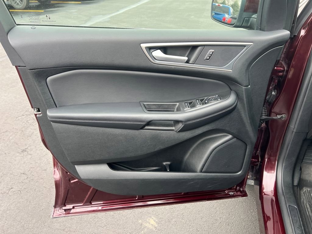 Certified 2024 Ford Edge SEL w/ Convenience Package image 12
